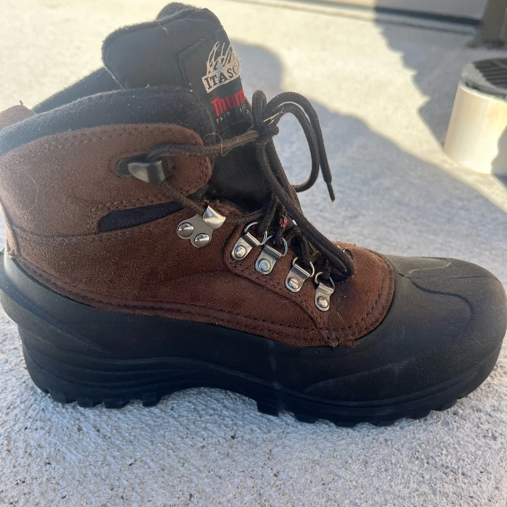 Itasca Men's Brown and Black Boots